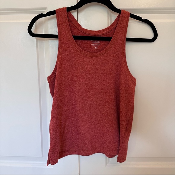 Athleta Tops - Athleta uptempo tank